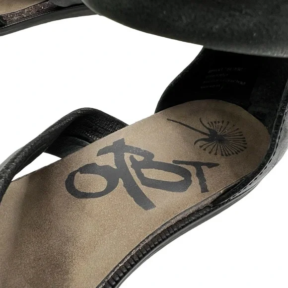 OTBT Souvenir Flat Sandal 7.5